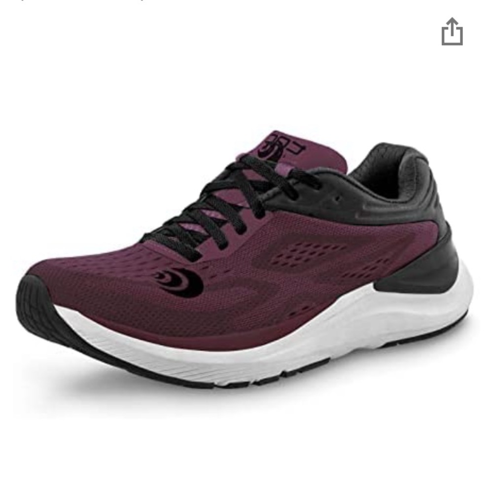 Topo running shoes 9